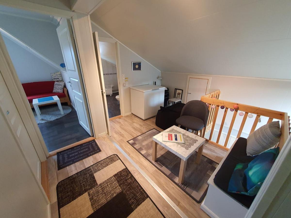 1 Room In The Yellow House, Close To Airport & Lofoten Evenskjer Extérieur photo